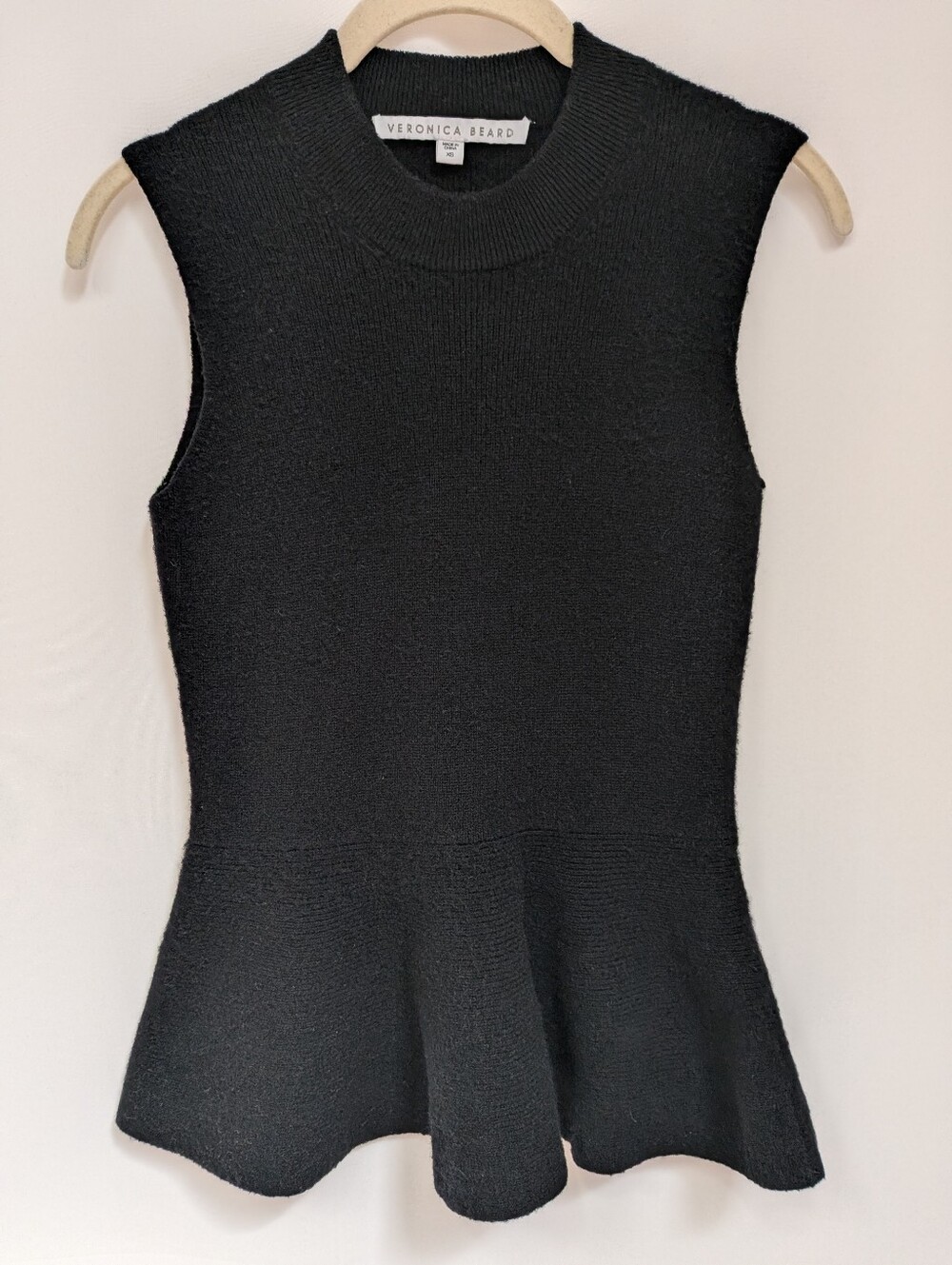 Veronica Beard 100% Cashmere Black Sleeveless Peplum Sweater Tank Top Size XS - Picture 9 of 9